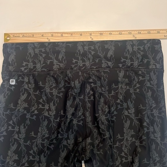 Fabletics Black Petal Define PowerHold® Mid-Rise Legging Size L - Picture 6 of 12
